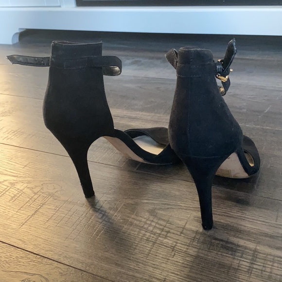 Aldo Black Heels - Picture 3 of 3